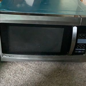 Magic chef new microwave